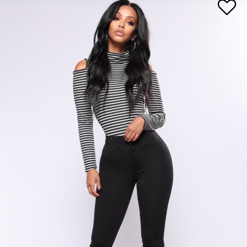 JULIA Striped Top